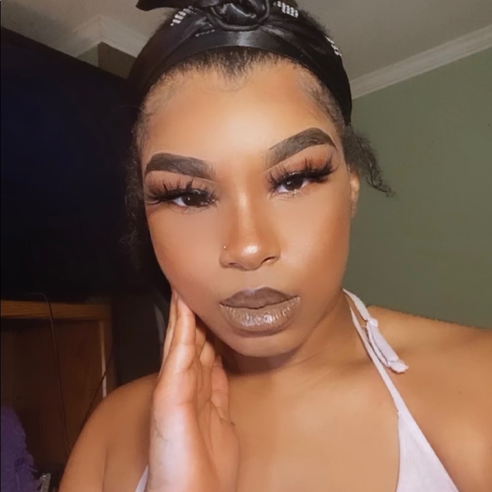 Meet your Posher, Alexandria